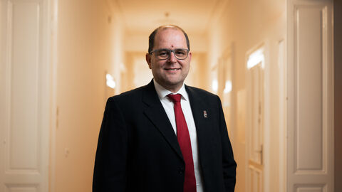 Abteilungsleiter Betrieb und Verkehr - Dr. Rupert Pfeiffer Abteilungsleiter Betrieb und Verkehr - Dr. Rupert Pfeiffer