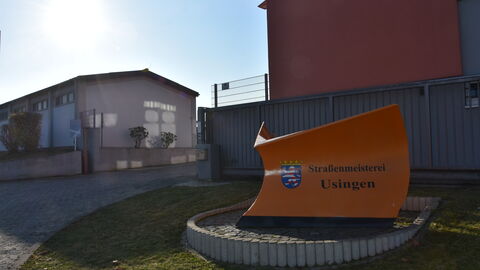 Eingangstor der Straßenmeisterei Usingen