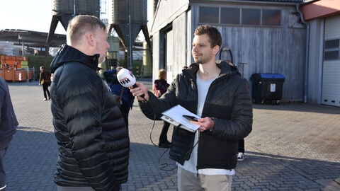 Hessen Mobil Präseident Heiko Durth gibt ein Radiointerview