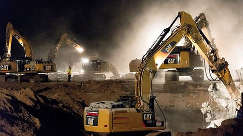 Abriss einer Stahl- und Spannbetonbrücke