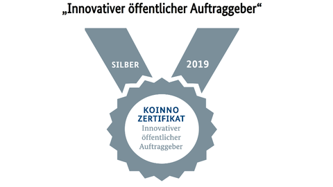 Hessen Mobil hat im Jahr 2020 das Zertifikat "Innovativer öffentlicher Auftraggeber" erhalten. Eine virtuelle Medialle bescheinigt dies dem Zentralen Einkauf von Hessen Mobil.