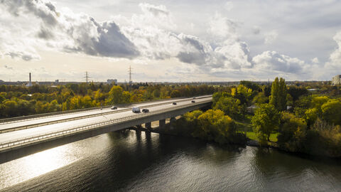 Mainbrücke bei Kelsterbach Sonnenuntergang an der Mainbrücke bei Kelsterbach