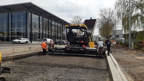 Asphaltarbeiten B 254 Frankfurter Straße Fulda