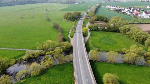 Drohnenaufnahme B27 Bebra - Mecklar