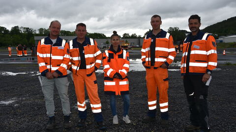 Trainingstag Schneepflugmeisterschaft 9 Gruppenfoto mit dem Team aus Nordhessen