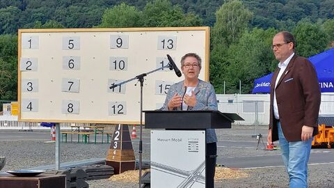 Eröffnung Hessische Schneepflugmeisterschaft Marburg 6 Grußwort der Marburger Stadträtin Kirsten Dinnebier