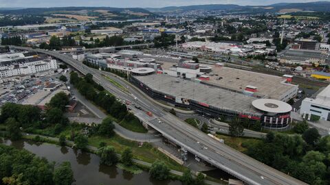 Drohnenaufnahme der B49 Hochstraße in Wetzlar 