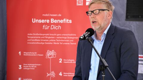 Hessens Mobil-Präsident Heiko Durth am Rednerpult