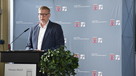 Hessen-Mobil Präsident Heiko Durth am Rednerpult