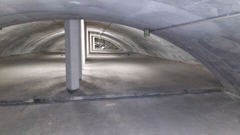 Bauwerksprüfung Lohbergtunnel 2023 - 11 Halbrunder Stollen über der Tunneldecke