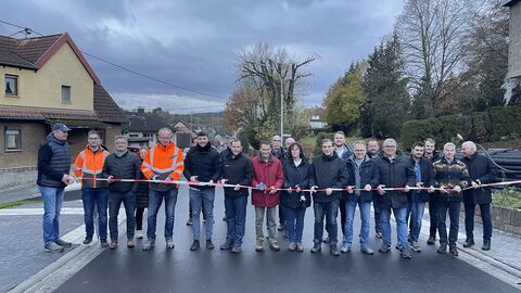 Verkehrsfreigabe in Grebenau - das band wird offiziell durchschnitten