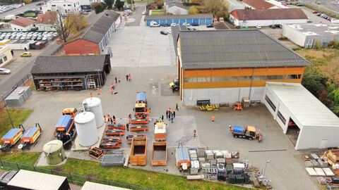 Pressetermin Auftakt Winterdienstsaison 2023-18 Das Gehöft der Straßenmeisterei von oben mit einer Drohne gefilmt