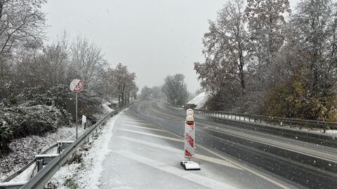 Brückenreste an der B3 bei Pohl-Göns nach dem Abbruch