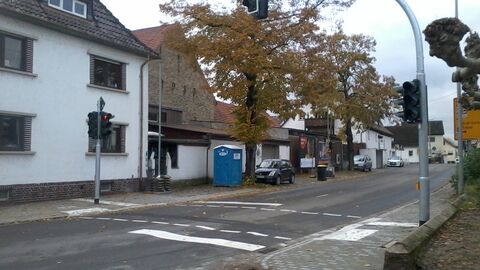 L 3096 Fußgängerampel Leeheimer Strasse 