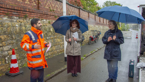 Verkehrsminister Kaweh Mansoori erläutert die Projektziele