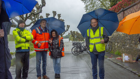 Pressetermin trotz strömenden Regens