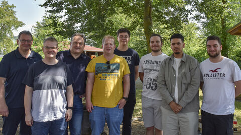 Freisprechungsfeier 2024 - 16 Gruppenfoto der neuen Fachinformatiker