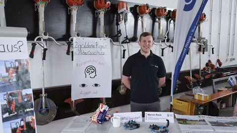 Tage der Arbeitssicherheit 14 Der Hessen Mobil-Infostand