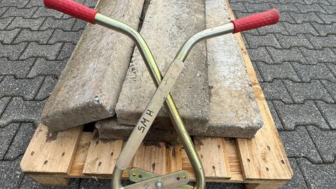 Hebe- und Tragetraining SM Hofheim - 15 Zwei Tragehilfen aus Metall