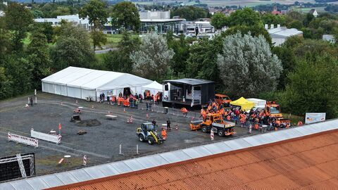 4. Hessische Meisterschaft im Schneepflugfahren Alsfeld 4. Hessische Meisterschaft im Schneepflugfahren Alsfeld
