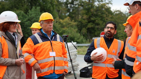 Pressetermin Brückeneinschub B 43 Spange Kelsterbach 27 Baustellenrundgang mit Pressevertretern