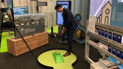 DSVK 2024 - 09 Minigolfbahn am Messestand von Hessen Mobil