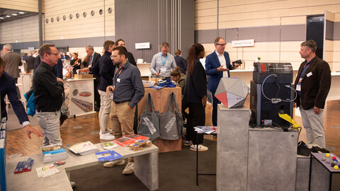 DSVK 2024 - 18 Gespräche am Messestand von Hessen Mobil