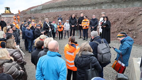 Feierlicher Tunnelanstich OU Mörlenbach 15 Die Segnung des Tunnels durch die beiden Geistlichen
