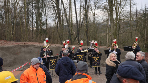 Feierlicher Tunnelanstich OU Mörlenbach 20 Die Blaskapelle spielt