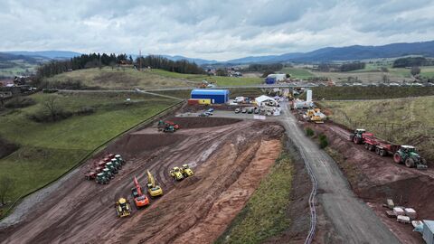 Feierlicher Tunnelanstich OU Mörlenbach 28 Drohnenaufnahme der Veranstaltung
