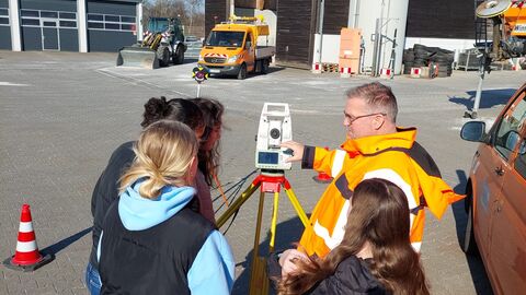 Girls Day 2025 bei Hessen Mobil 1 Girls Day 2025 bei Hessen Mobil