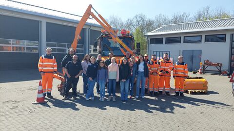 Girls Day 2025 bei Hessen Mobil 8 Girls Day 2025 bei Hessen Mobil