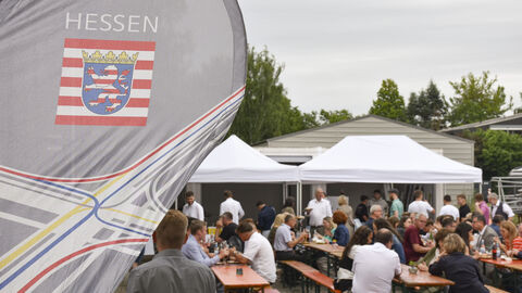 Freisprechungsfeier 2025 - 15 Grillfest im Anschluss der Feierlichkeiten