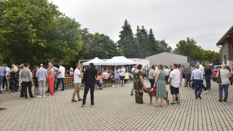 Freisprechungsfeier 2025 - 16 Grillfest im Anschluss der Feierlichkeiten