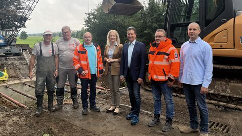 Gruuepnfoto an der Brücke K238 Effolderbach