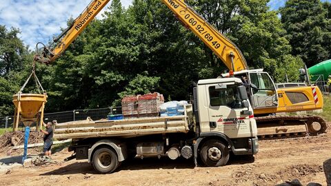 Pressetermin Baustelle Zeller Brücke 6 Behelfsbrücke über die Mümling wird gebaut
