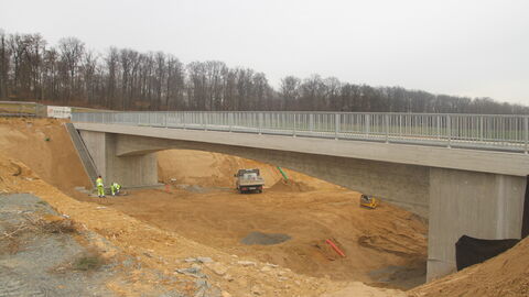 Wirtschaftswegebrücke an der B 426 Ortsumgehung Hahn