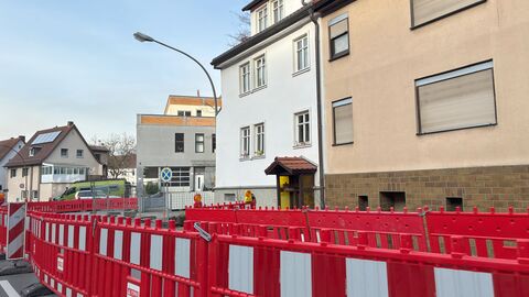 Halbseitige Sperrung der B 460 in Heppenheim 