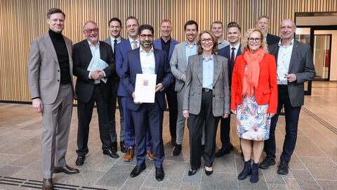 Gruppenbild Expertenkommission Straßenbau 