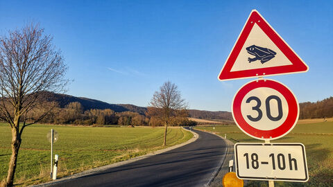 Beschilderung an der L 3244 zwischen Aue und Wanfried