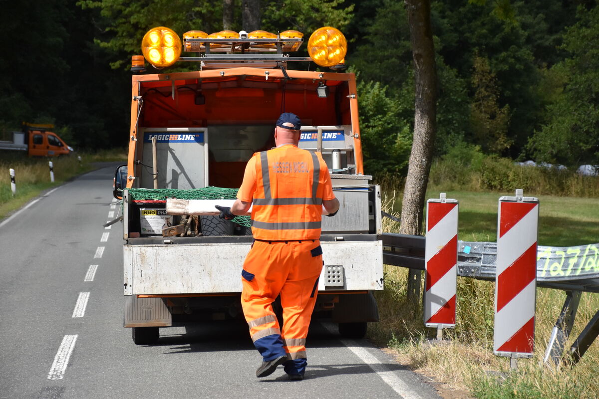 Unterwegs Mit Lukas Schäfer: Streckenwart Bei Hessen Mobil | Mobil ...