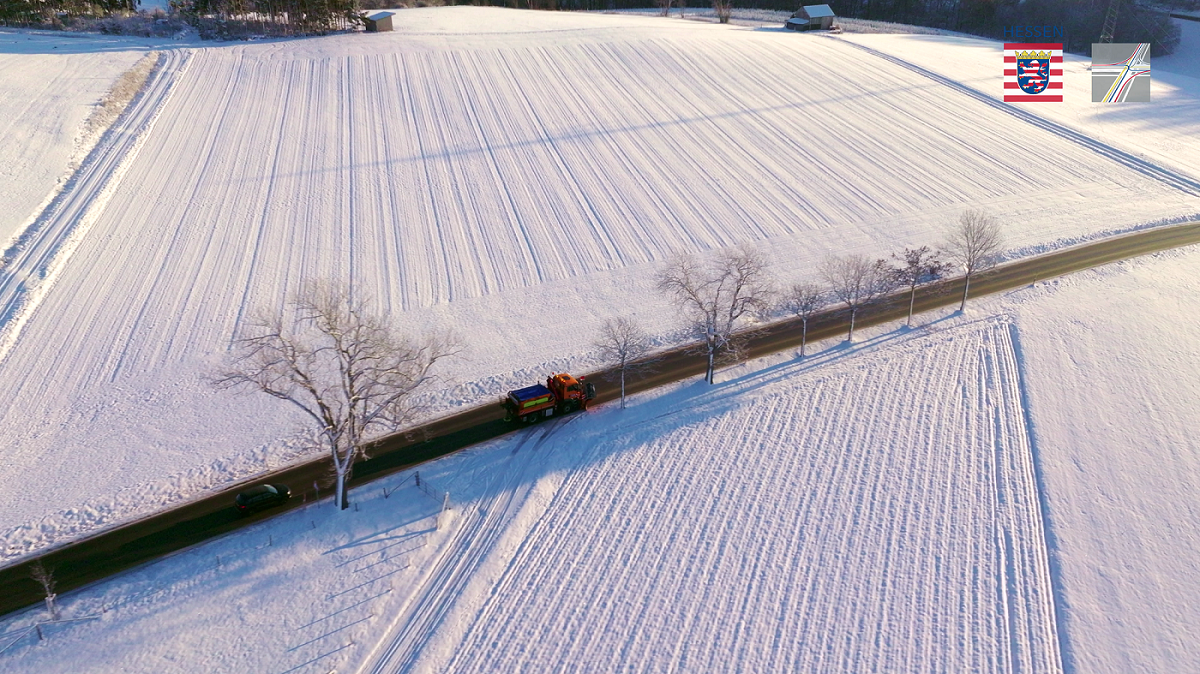 Winterdienst Mit Gabi Fieseler - Straßenwärterin Bei Hessen Mobil ...